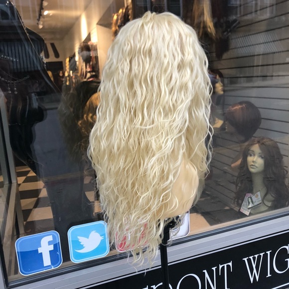 Blonde curly wig Lace 613 Hairloss 2026 Wig - Picture 4 of 8